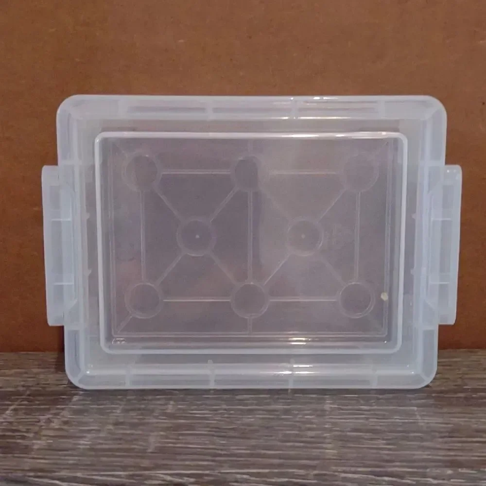 Baseball Trading Cards Plastic Container with snap lids lot of 10